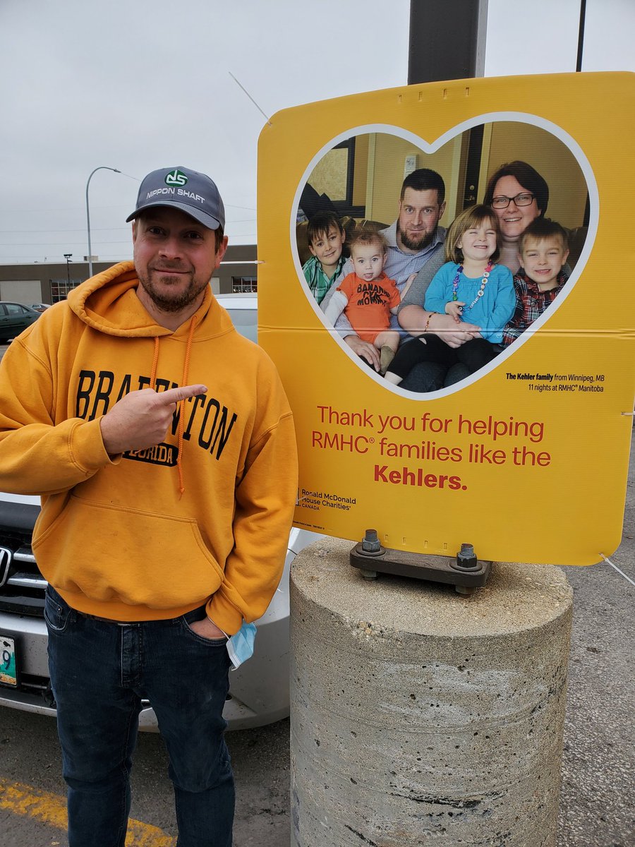 meximenno's tweet photo. Don't make it into Winnipeg that much anymore but this was way cool to see! Appreciate everyone's continued support of one of the best charities that helps so many families like ours! 🙌 https://t.co/ZCy2eE5eh6