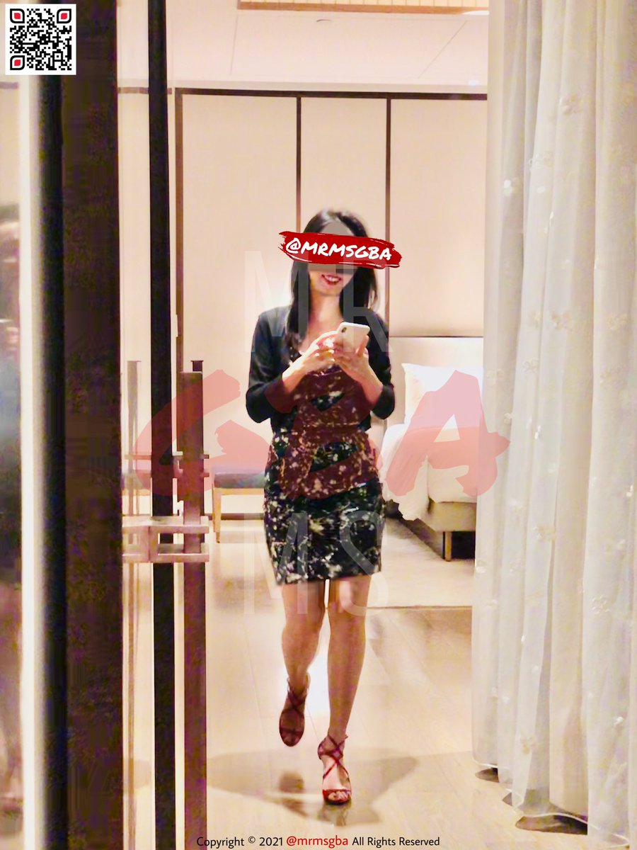 【🤵🏻‍♂️】
当平日操持家事的内人在酒精和环境的催化下 花上精致的妆容 穿上撩人的衣装 你愿意加入我们吗？BTW 内人打扮好这身后说 要我带她去苏州最著名的蓝堡做纱舞女😛 https://t.co/8tPdtWVfyy