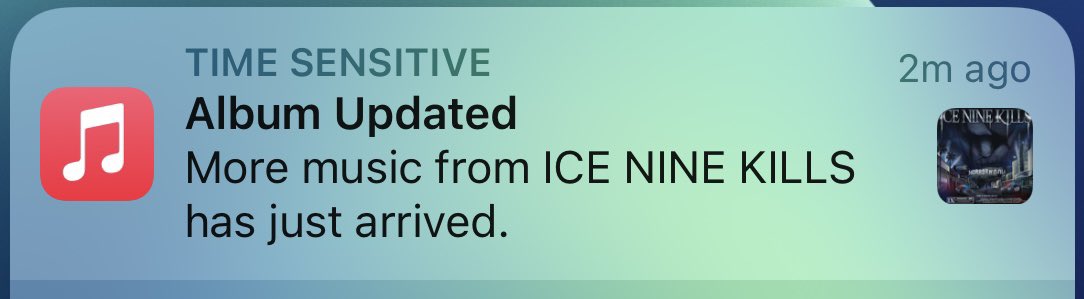 lewis 👻 tweet media