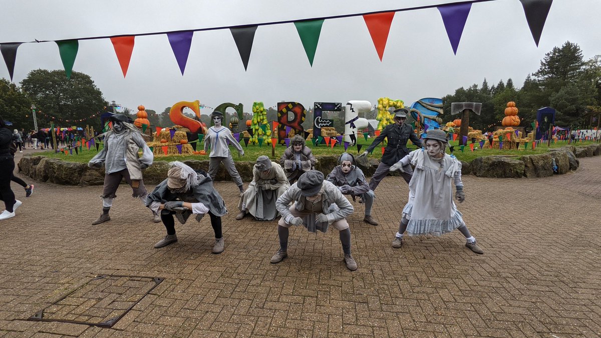 planit_park's tweet photo. The Awesome Alton Ancestors #scarefest @altontowers  

#PlanitPark #PlanitParkKids #AltonTowers #MerlinAnualPass #RideScreamRepeat @MerlinapUK https://t.co/U5Ny9aILBF