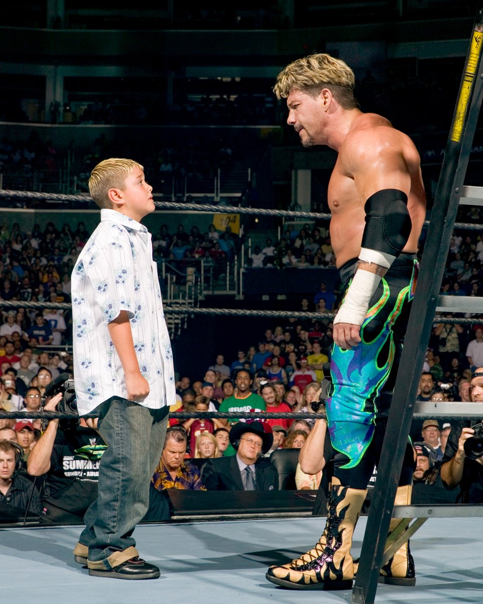 WWE tweet media