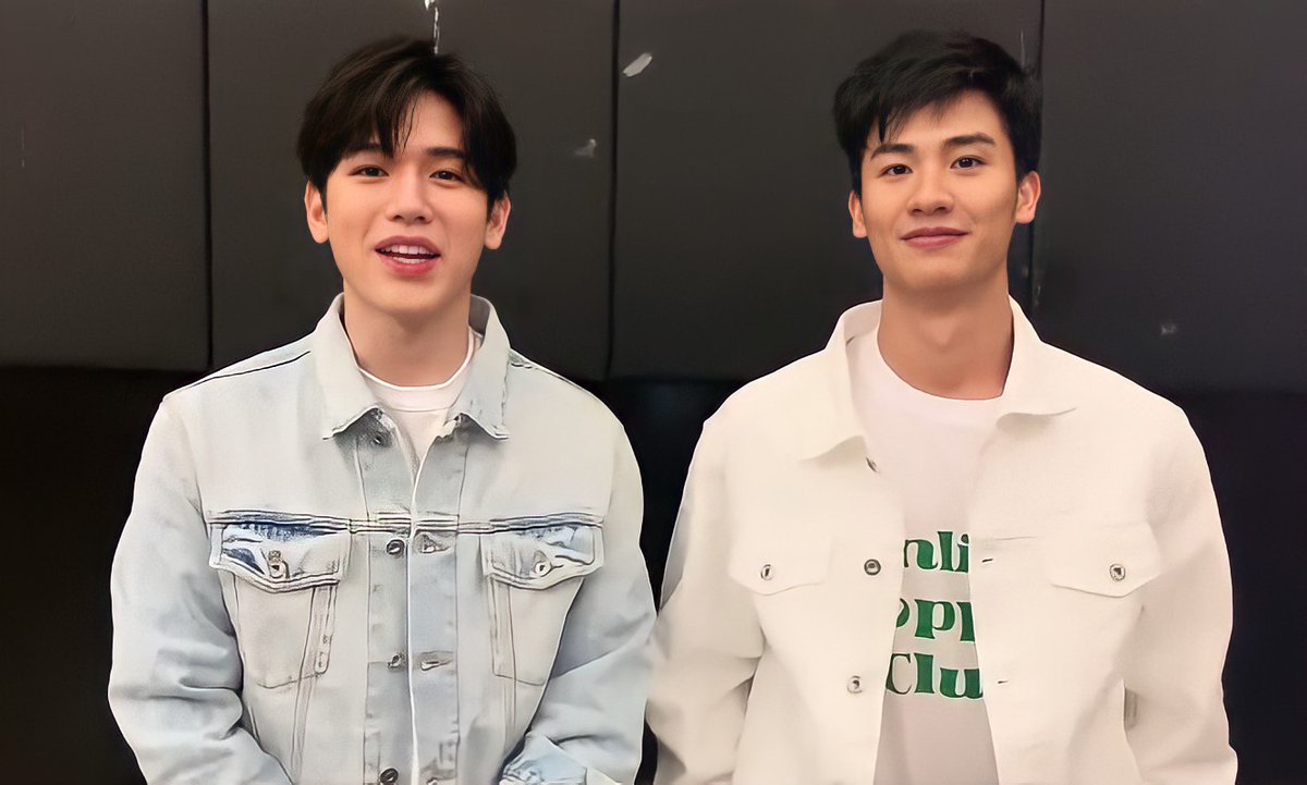 CanvasofTayNew's tweet photo. God, please they're the cutest 😭💙 https://t.co/dGvoc1VfOu