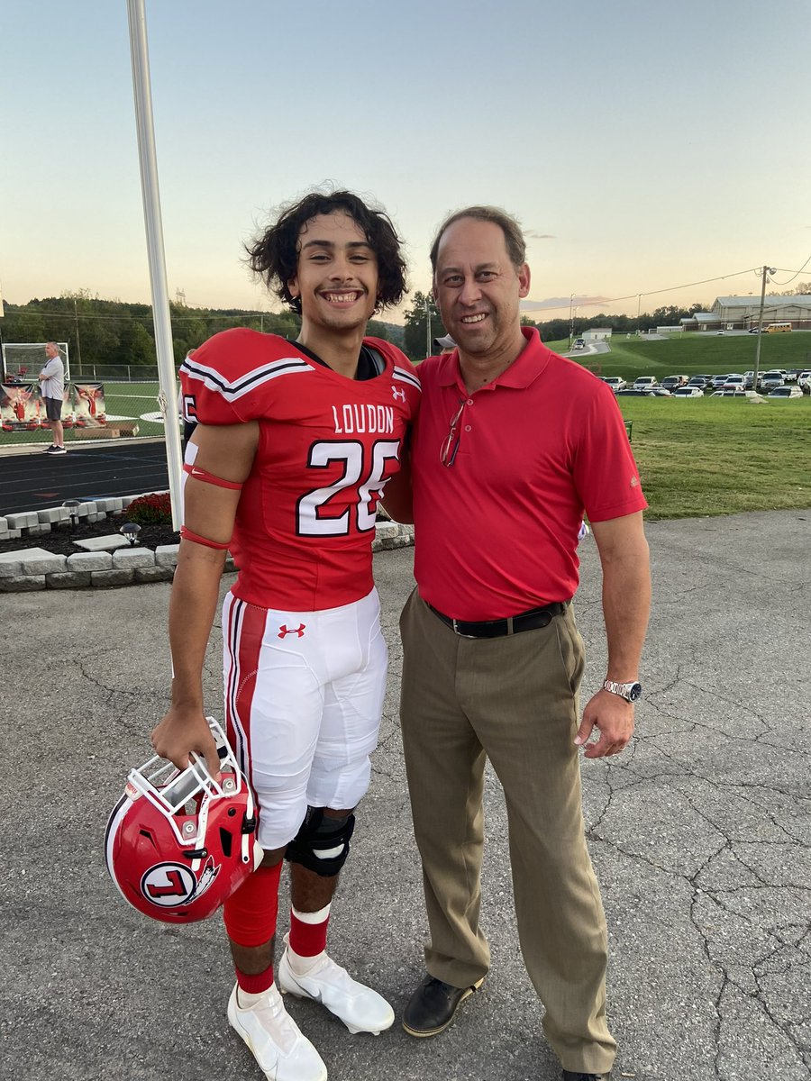 PremierPT_TN's tweet photo. If you know Isaac, you know of his journey since last years knee injury. For Loudon’s senior night, he was able to dress out and even play in the game. The remarkable journey this young man has been on has been nothing short of amazing. Congratulations Isaac! #physicaltherapy https://t.co/KCEmdaTqPt