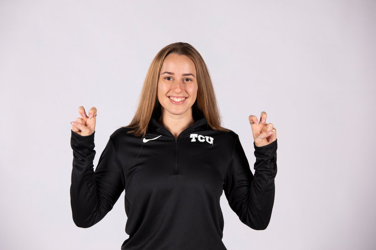 TCUswimdive's tweet image. UTPB | Lucia, Cassidy and Serena go 1️⃣-2️⃣-3️⃣ in the 50 freestyle 💪
#GoFrogs | #TPWF