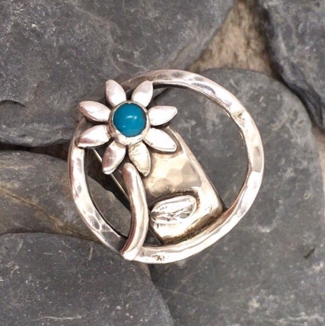 Excited to share this item from my #etsy shop: #turquoisering #handmadering #oneofakindring #flowerring #daisyring etsy.me/3BsG4wi