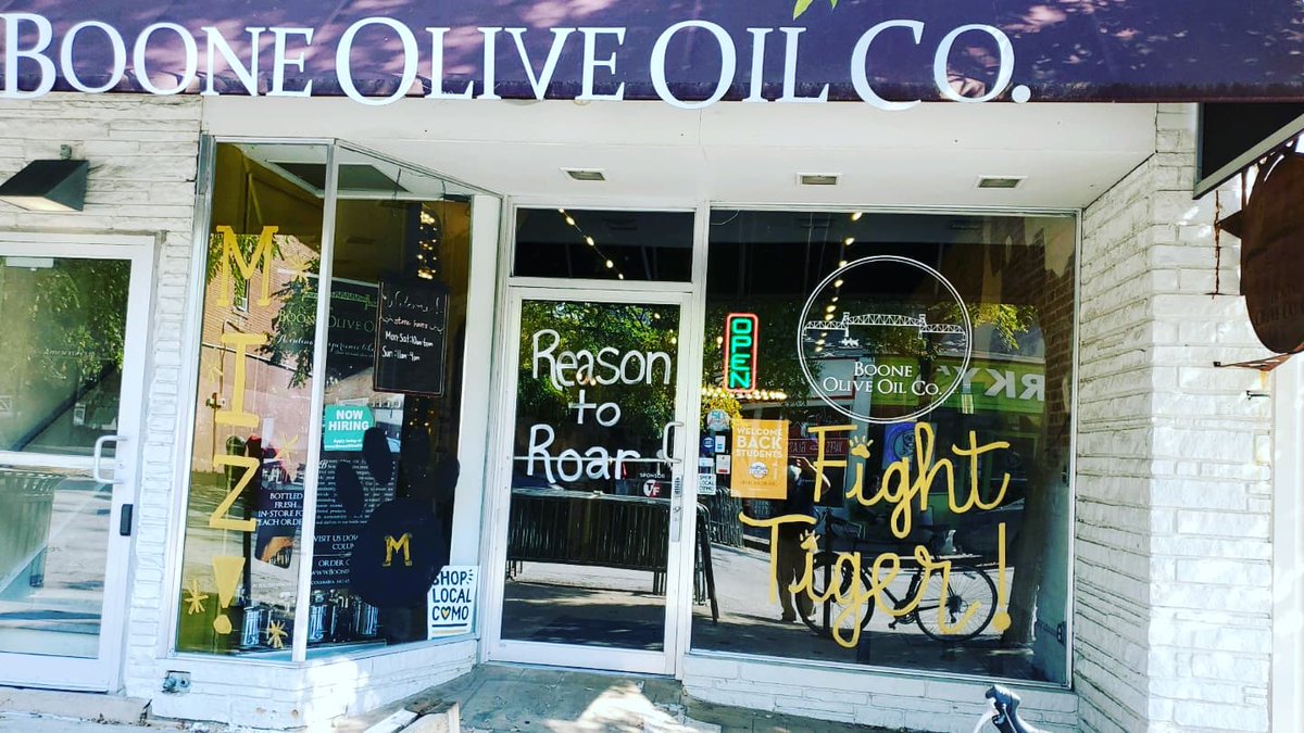 BooneOliveOil's tweet photo. We had a great time during the homecoming parade! There's plenty of time to stop in to #booneoliveoilco before the game! https://t.co/ZVpRJvHEm5