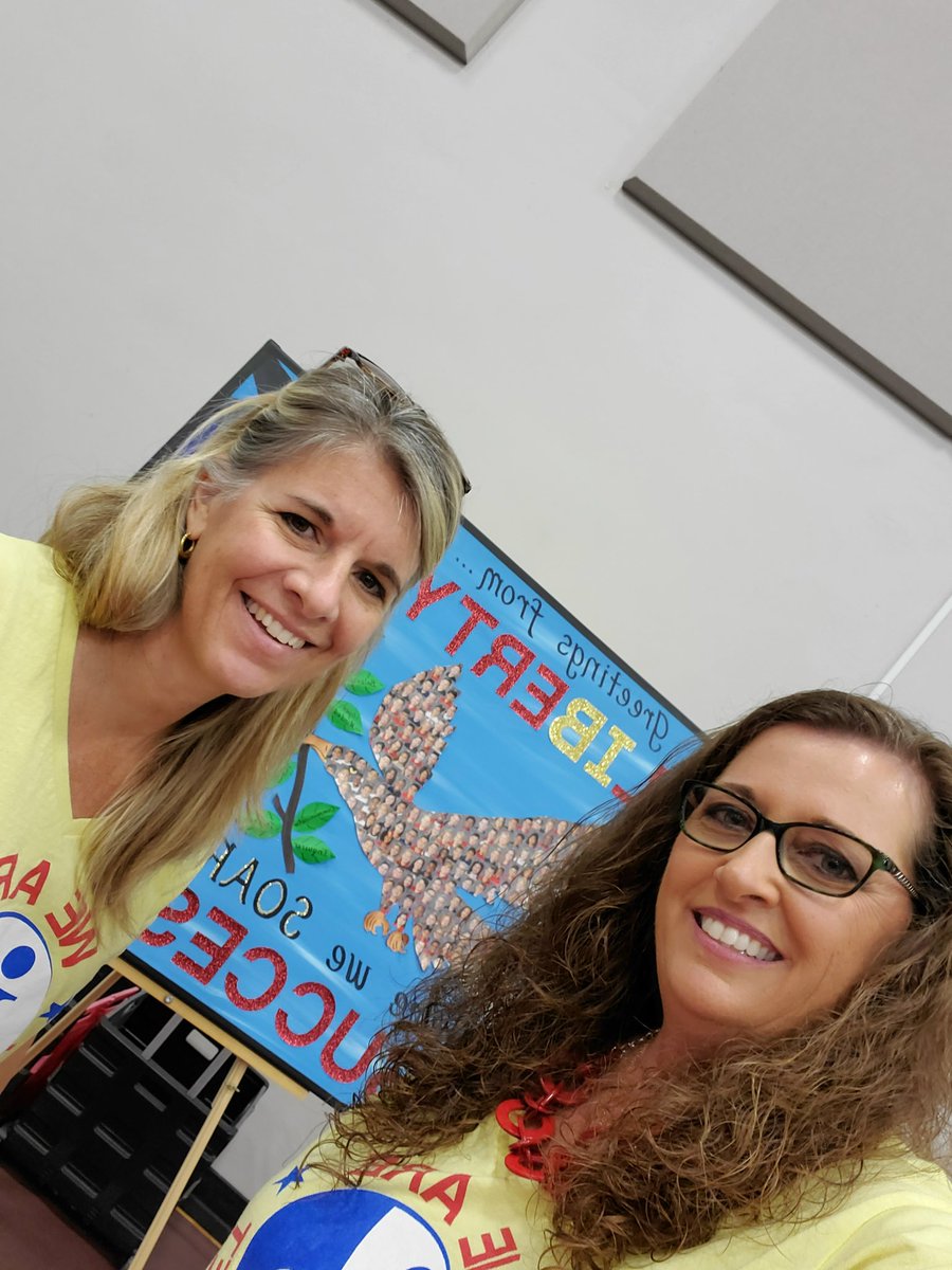 Liberty is having fun at the SDIRC School Choice Fair @LibertyMagnet @IRCSchools @SDIRC_SUP <a href="/lisabishop44/">lisa Bishop</a> <a href="/pinkribbongal/">jamie lunsford</a>