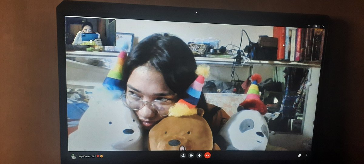roiyalturtle's tweet photo. HAPPY BIRTHDAY BABE in my 4 dimensional screen 😭😭😭😭 https://t.co/lIBzCqgX0q