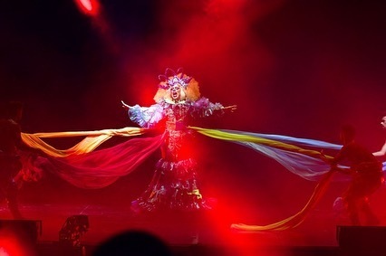 Abre las puertas del majestuoso #GranHoteldelasReinas en el Espacio Delicias ✨¿Estáis preparades para la que vamos a liar en este hotel?
.
💅Si aún no tienes tu entrada, aún estás a tiempo ✨GranHoteldelasReinas.es
.
📍 Dónde:  Espacio Ibercaja Delicias… instagr.am/p/CU0CxCAoxyD/