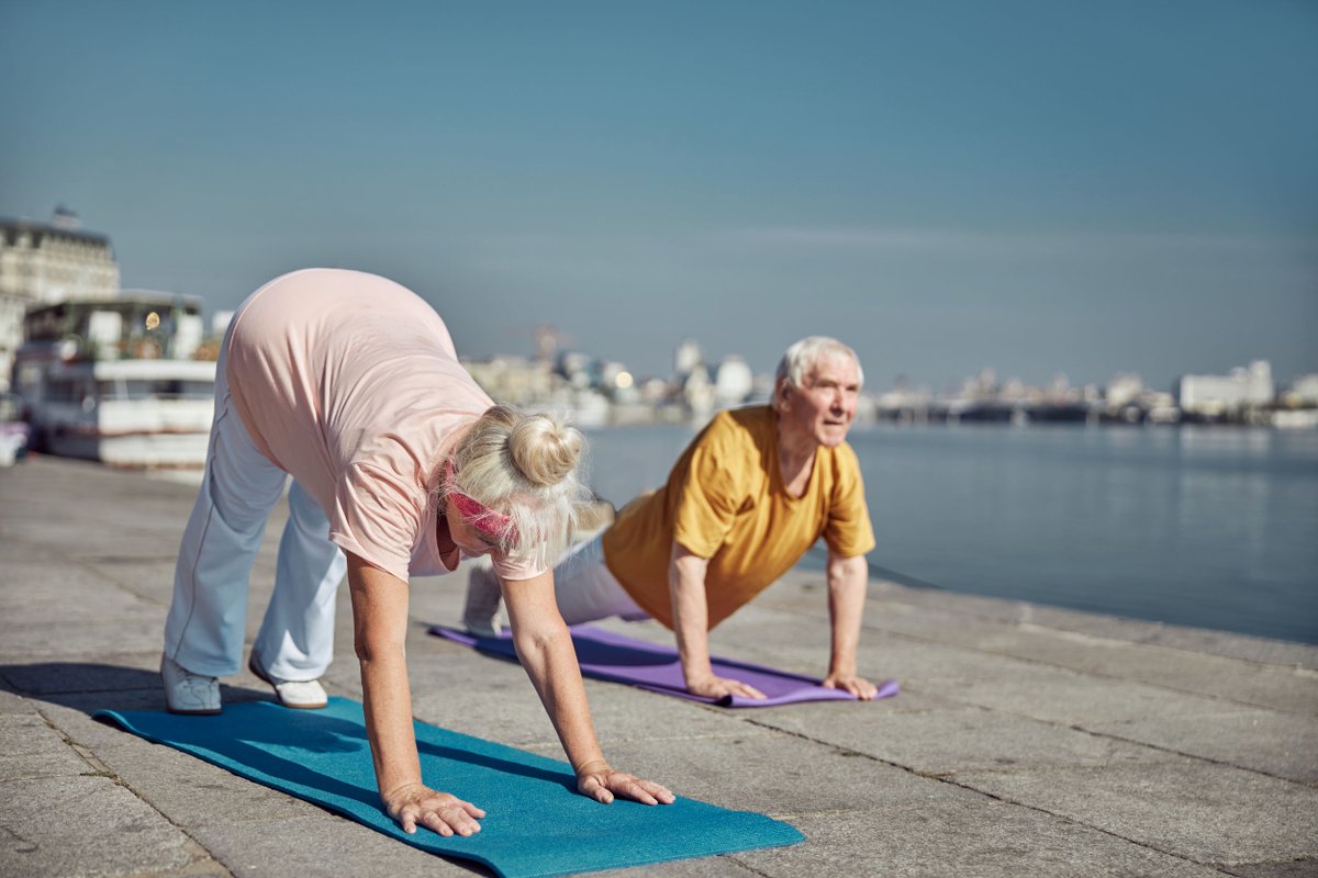 vigorstrong's tweet photo. As we get older, keeping your muscles stretched and strong helps to keep you happy, healthy, and living long! https://t.co/b7L9ZLseiW