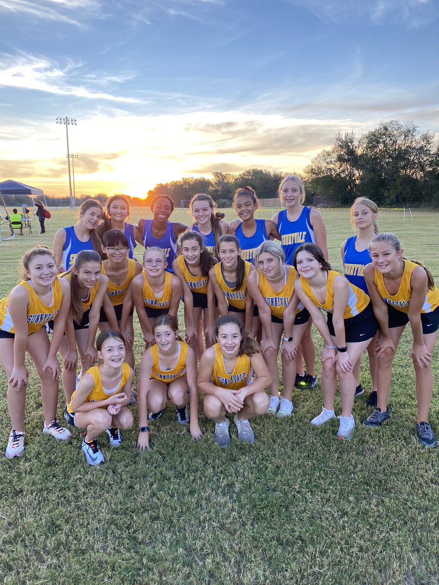 Sunnyvale Girls Cross Country tweet media