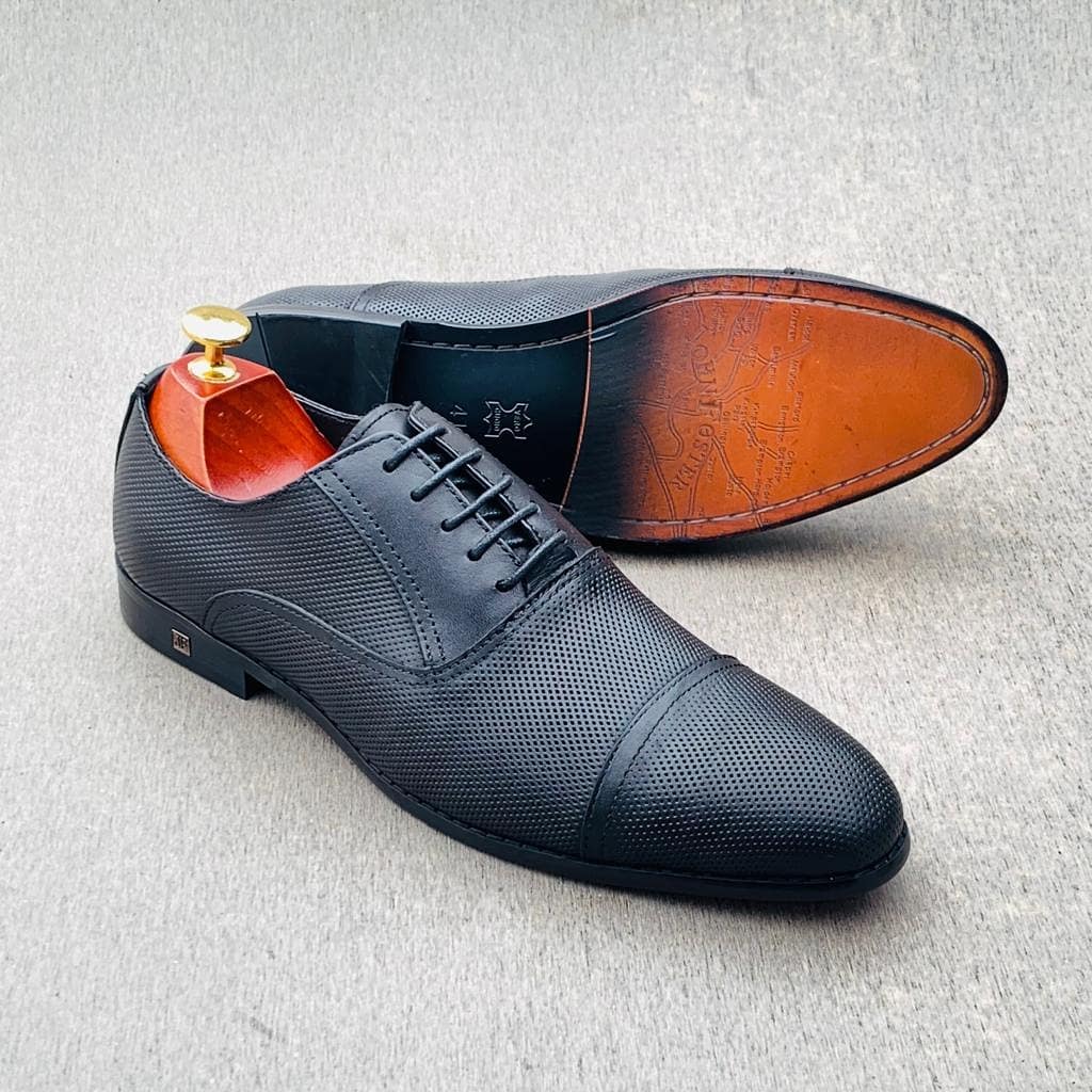 infinityglamaz's tweet photo. John Foster Officials
Available sizes 40-45
Price Kshs 3,500
Delivery countrywide https://t.co/54j2pJbAeY