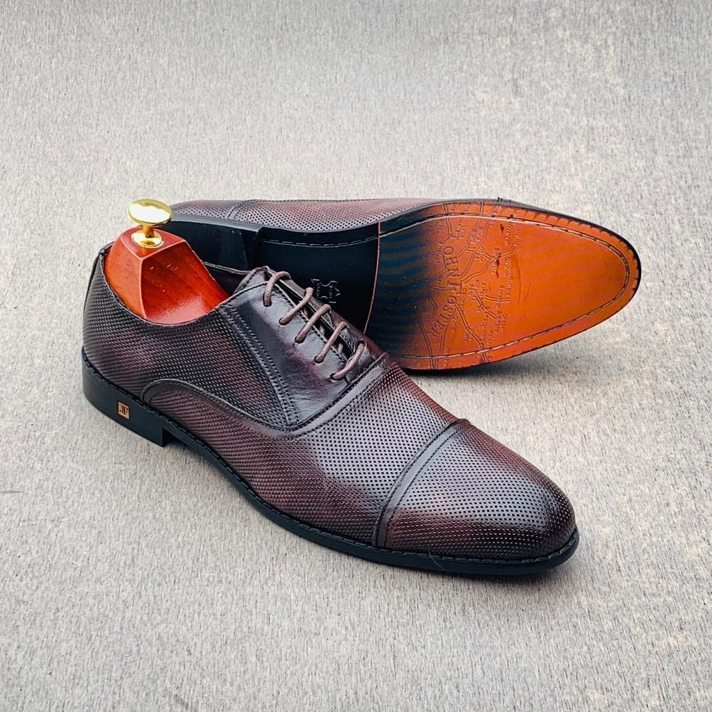 infinityglamaz's tweet photo. John Foster Officials
Available sizes 40-45
Price Kshs 3,500
Delivery countrywide https://t.co/54j2pJbAeY