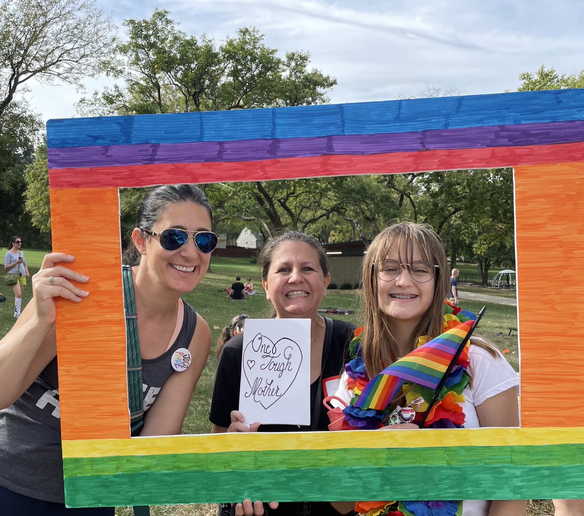 JoDeeAdelung's tweet photo. Thanks for stopping by our table!
#JoCoPride
#Kansas @MomsDemand
@Everytown
#DisarmHate https://t.co/MopY01asvp