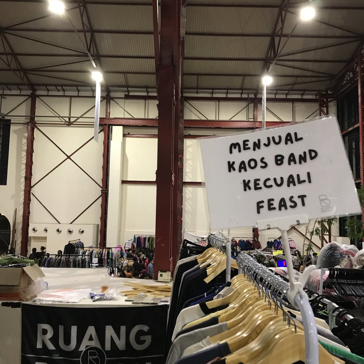 Drop a pic of you that looks like an album cover