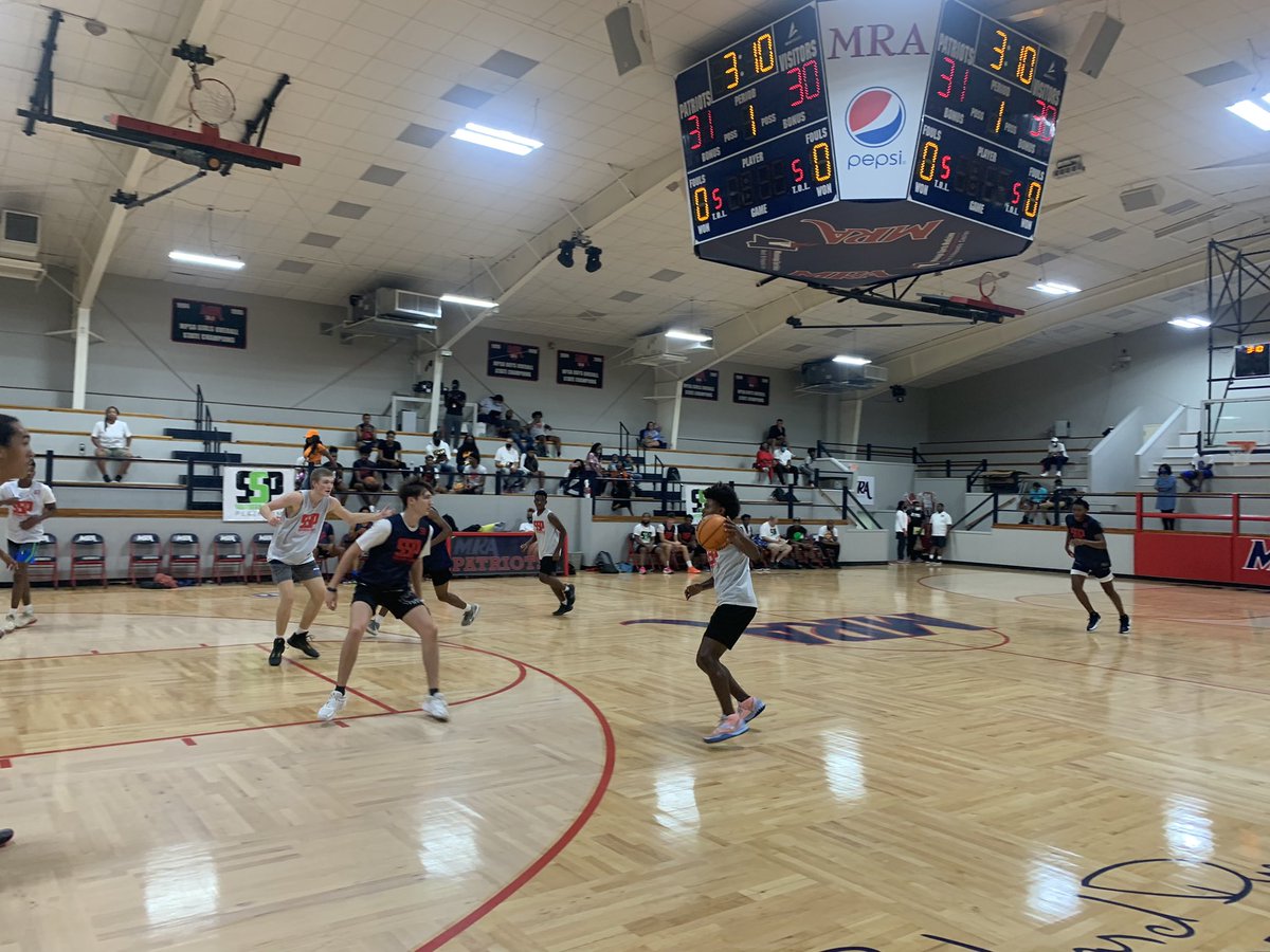 SSPHoops's tweet photo. Great game here on court 1. 

Standouts so far

24’ Kam Brown
23’ Makhi Myles 
24’ Bryce Hooker 
23’ Sam Stogner https://t.co/o04WZf7J97