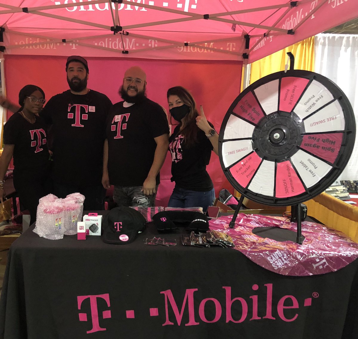 TCC + T-Mobile + Home & Garden Show = Success Thanks for your partnership @TCCMobile We appreciate you! #SeriousFun #TOPTeam @JArienzo @FrankieETCC #Pittsburgh #MidwestMagic #LeaveNoDoubt