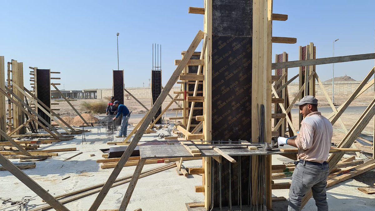 أعمال أعمدة مبنى