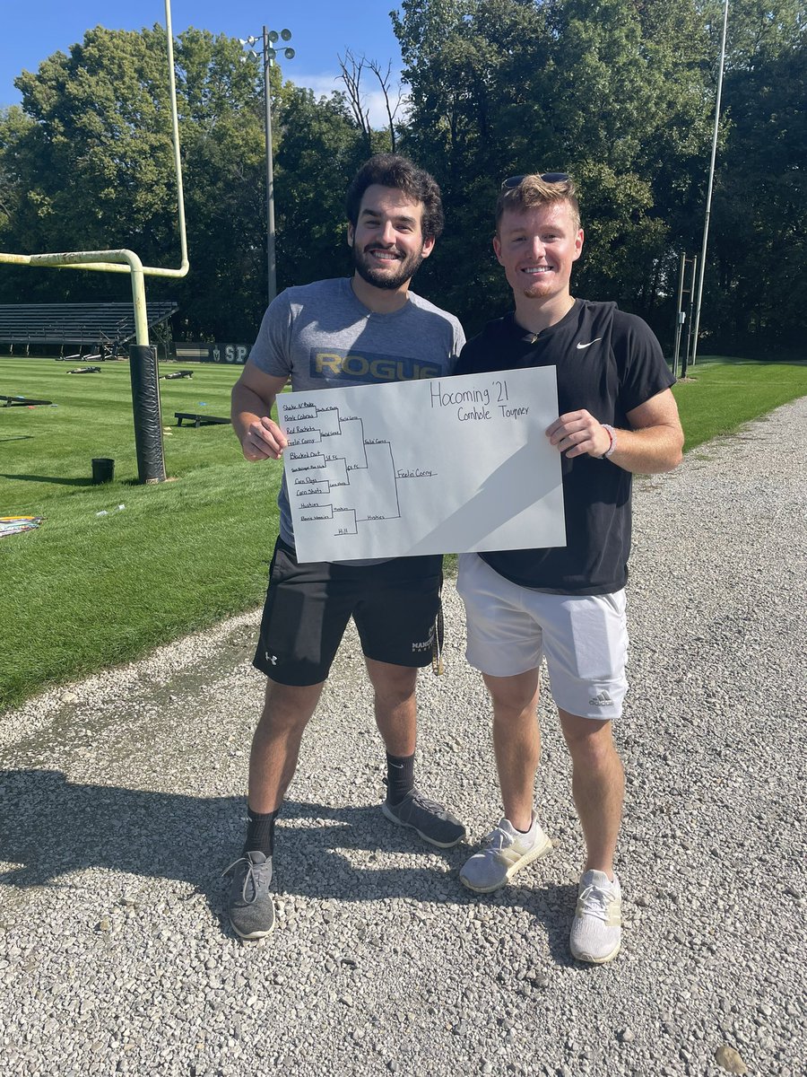 ManUintramurals's tweet image. Congrats to the winners of the annual homecoming cornhole tournament!