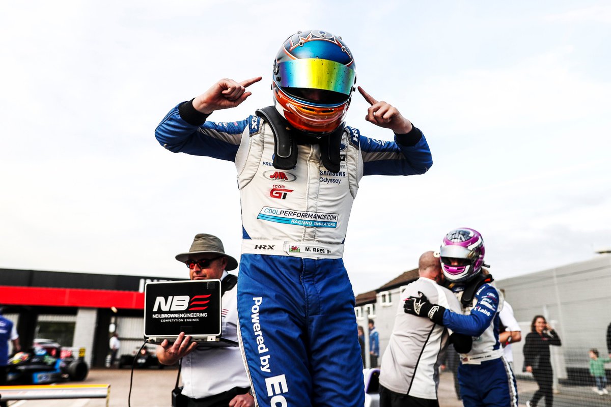 BritishF4's tweet image. Easy as 1⃣,2⃣...3⃣! 🏆

#MatthewRees makes it a hat-trick of wins in his debut year, and builds up some crucial momentum heading into the final five races of the season 💪

#BritishF4 | #FordPerformance