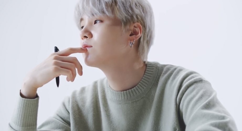 d2wings's tweet image. him ♡