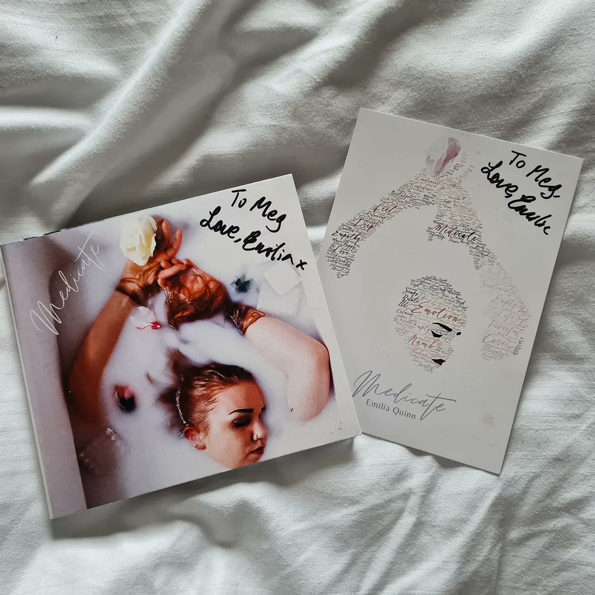 DBMegsArt's tweet photo. Medicated EP Launch Party
Supporting the amazing @EmiliaQMusic
Honoured to have done this artwork for Emilia's EP and it was so exciting to see it in person on the merch stand ✏💕🎶🤠👢 
Congrats on your new music Emilia 💕💕
@ZimagineD  

#medicated #emiliaquinn https://t.co/wDorYoG4Ar