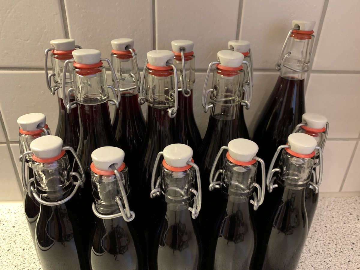 Tagewerk: 4 Liter Rosoli. #Cassis-Liggöör.