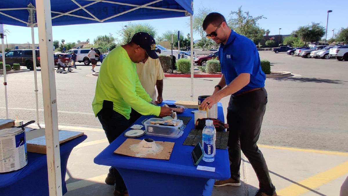 HenryCoAZ's tweet photo. Come on down to @HomeDepot store #408 in Casa Grande and learn about @TheHenryCompany white roof coatings! @HenryCo_AZ @sperryhenryco @AriannaJacks https://t.co/gk1OuQck6U