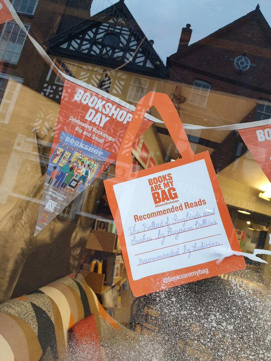 Ludivine (she/her) 📖📚 tweet media