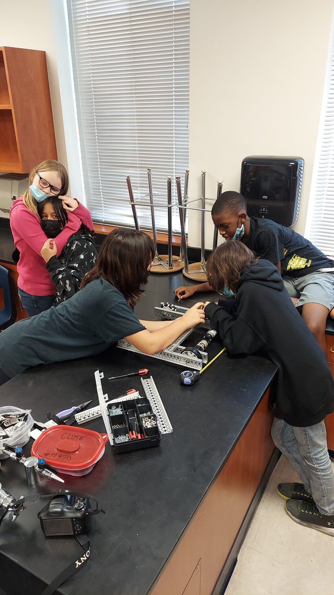 CluteRobotics's tweet photo. @joshalara34 Sorry - we have a Robotics build day today. 9am - 2pm! https://t.co/xrI3YaSw0F