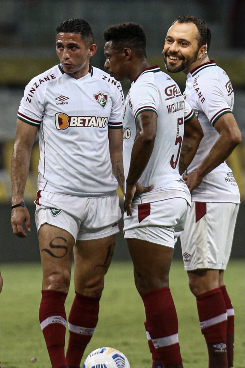 DrCelsao's tweet photo. Não vale vaiar.. vamos aplaudir essa dupla fenomenal!!

“Ihhh o que vale é competir…” 🇭🇺 https://t.co/ceK6q3RoJH