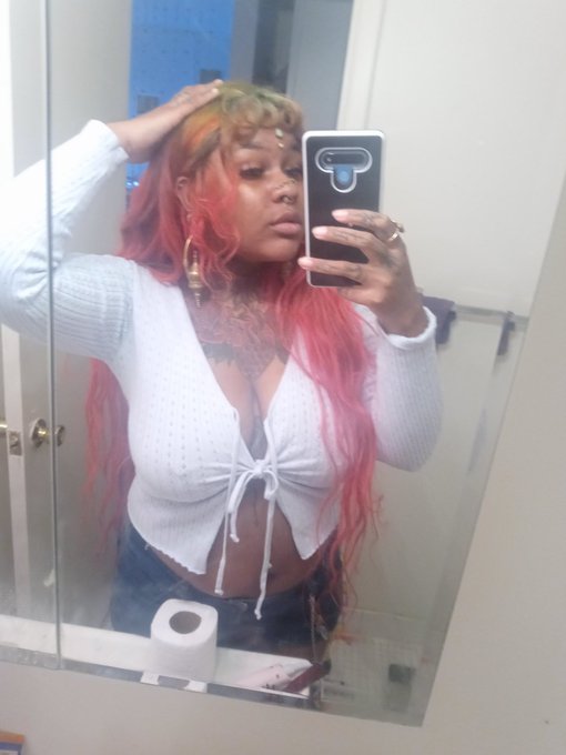 If I go live tonight on OnlyFans will you cum watch me?☺ https://t.co/F95aJTTCyx https://t.co/ccq4Xs<a href="/tag/tattedgirls"class="tags"><span>#tattedgirls</span></a><a href="/tag/tattoos"class="tags"><span>#tattoos</span></a><a href="/tag/bodymodification"class="tags"><span>#bodymodification</span></a><a href="/tag/piercings"class="tags"><span>#piercings</span></a>