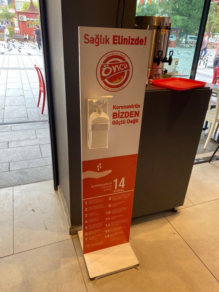 Kademeli Normalleşme tedbirleri kapsamında ilçe  Md. ve yetkilileri Vali <a href="/SeddarYavuz/">Seddar Yavuz</a>'un talimatlarıyla  #Covid19 denetimleri ve rehberlik faaliyetlerinde bulunarak  #Temizlik #Maske #Mesafe kurallarını hatırlatmaya devam ediyor. #Gölcük #Aşı <a href="/TC_icisleri/">T.C. İçişleri Bakanlığı</a>