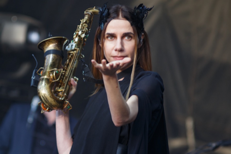 Happy birthday to the legendary PJ Harvey 