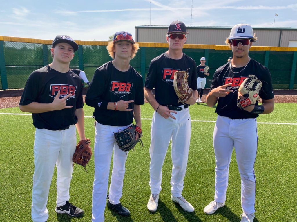 PrepBaseballAL's tweet photo. #BamaBoys looking good. 😎

#ALMSBorderBattle | @PrepBaseball https://t.co/amBHdvSSRc