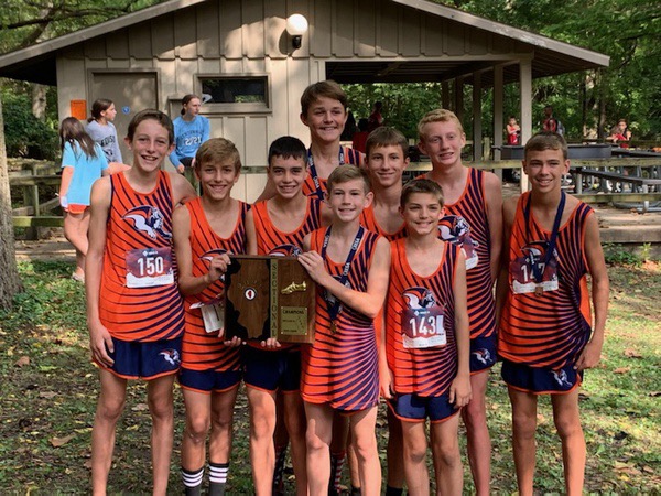 MSJHBulldogs's tweet image. Big time showing by the Bulldogs XC today in the @IESA_IL 3A Sectional at Lake of the Woods. Congrats to the players and coaches on a great day.  #msjhpride #msjhsports #AllBulldogs