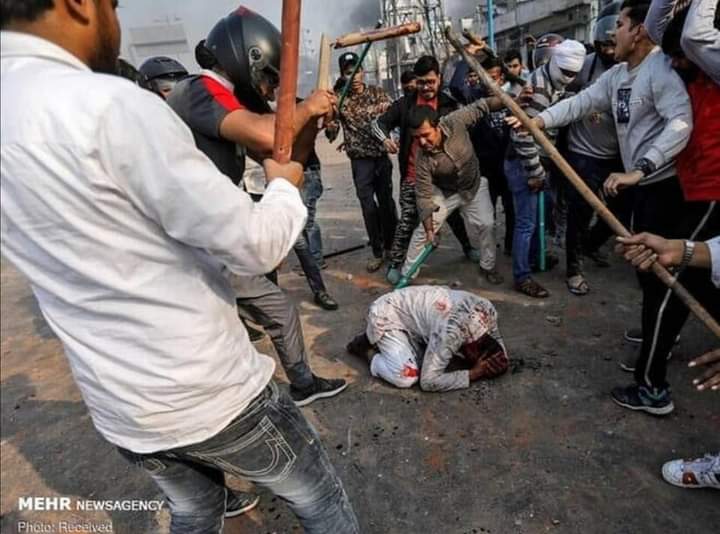 sarah49983920's tweet photo. #كشمير_المحتلة 
#كشمير_تباد 
#انقذوا_مسلمي_كشمير 
#مسلمين_كشمير
#الهند_تقتل_المسلمين
#مسلمين_الهند
#Help_kashmir
#india_is_the_terrorist_country  
#Modi_is_a_terrorist  
#save_kashmir
#free_kashmir
اللهم أضرب الظالمين بالظالمين واخرجنا من بينهم سالمين .. اللهم حفظك ورعايتك ولطفك https://t.co/yp0zUX9NEc