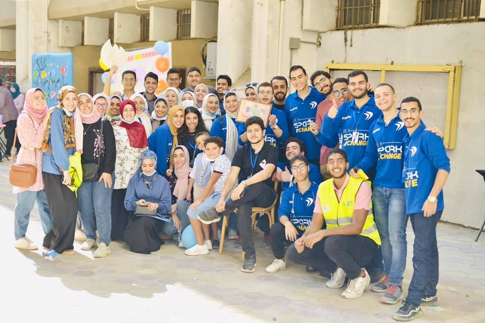 SparkFamily_'s tweet image. نورتوا بيتكم التاني 💙✨ 
كنا معاكم في تأهيلية 4️⃣9️⃣ 
سعِدنا بيكم ونتمنى اننا نكون أسعدناكم 🥰♥️
حقيقي #نورتوا_صيدلة 💙🤍
#SparkFamily ✨