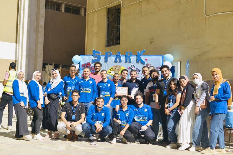 SparkFamily_'s tweet image. نورتوا بيتكم التاني 💙✨ 
كنا معاكم في تأهيلية 4️⃣9️⃣ 
سعِدنا بيكم ونتمنى اننا نكون أسعدناكم 🥰♥️
حقيقي #نورتوا_صيدلة 💙🤍
#SparkFamily ✨
