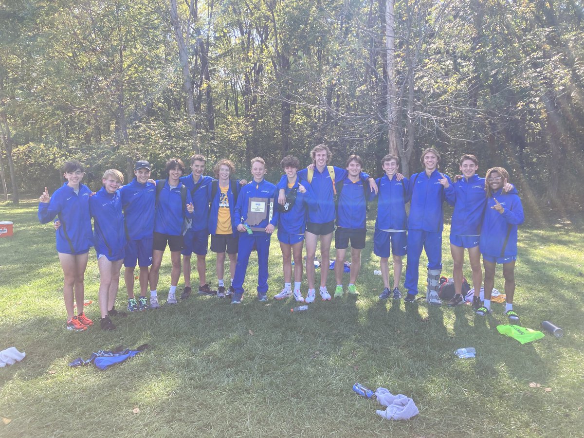 Boys win sectional with 36 points. First sectional title since 2019!