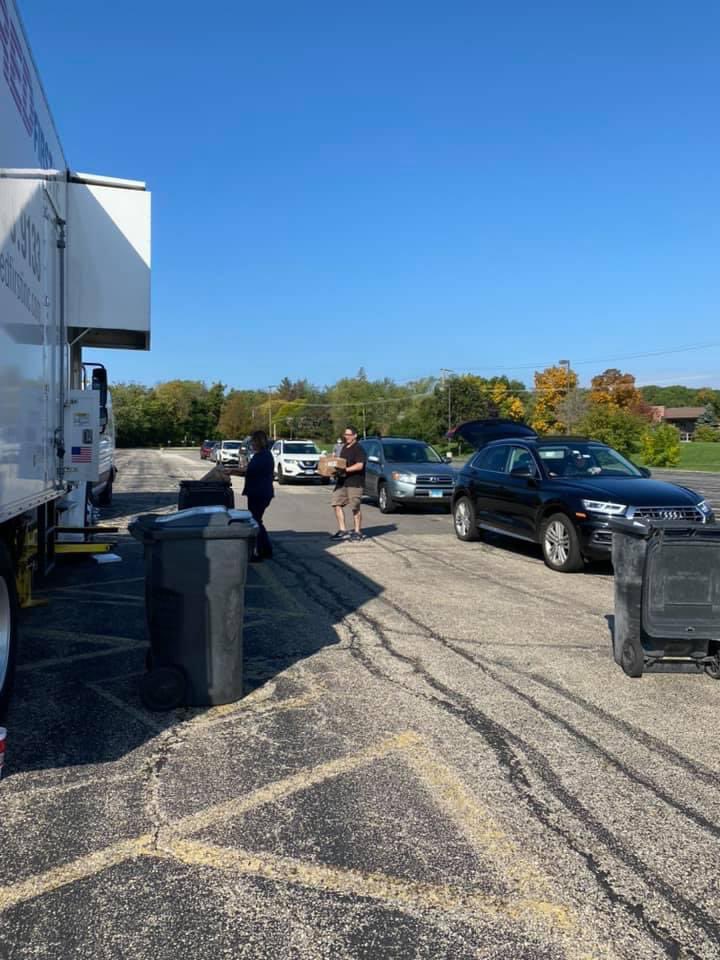 Sam4Rep's tweet image. There’s still time to join @VoteJoyceMason and me at our Shred Day at Woodland School. Great turnout and a beautiful day!