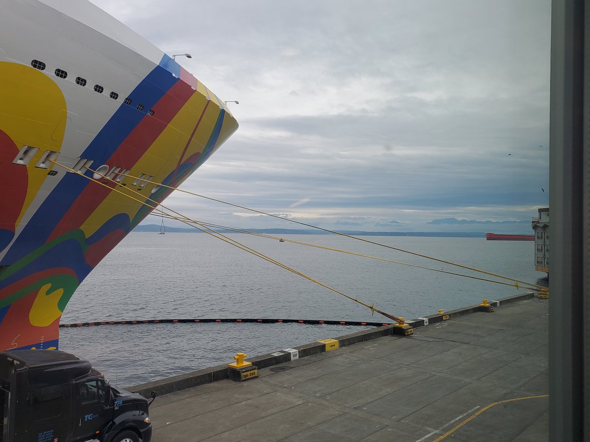 jdesforges82's tweet image. We're here! Waiting to board @CruiseNorwegian