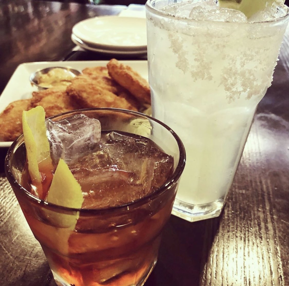 8020atKaelins's tweet photo. Stop on by on this beautiful fall day and have a drink on the patio!
⠀
For easy online ordering or delivery visit https://t.co/iX5NHsPzYy
⠀
#8020MaltShoppe #8020Kaelins
#milkshakes #eatlocal #Happyhour
#patiodining #burgers #ToastTakeOut
#birthplaceofthecheeseburger https://t.co/lNS76Xg0S1