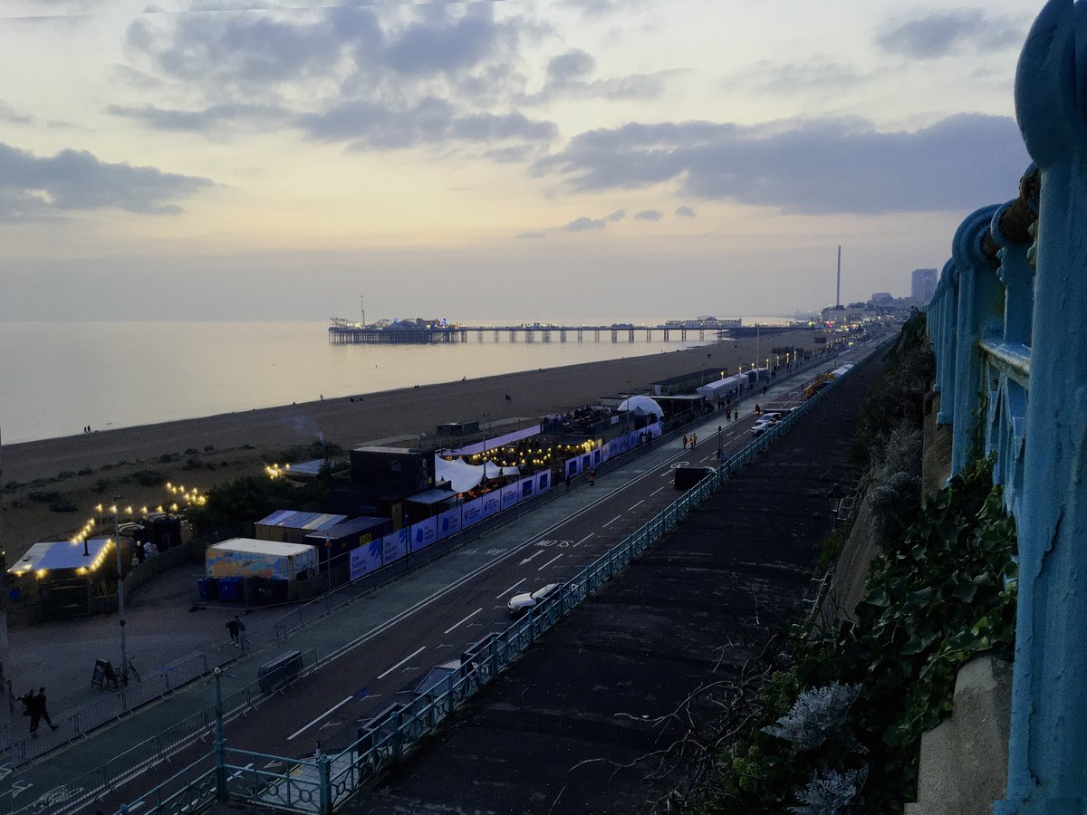 enormouslyniche's tweet photo. Good luck to everyone running the #brightonhalfmarathon ... preparations are finished as the sun sets, just the race now. Why not celebrate with a new t-shirt! #brighton #halfmarathon #westpier https://t.co/ccKpvYK4gU