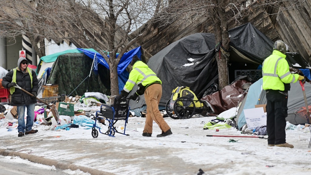 Public workers balk at contract offers from St. Paul, Minneapolis, Met Council. pipr.es/TQjkXEk
