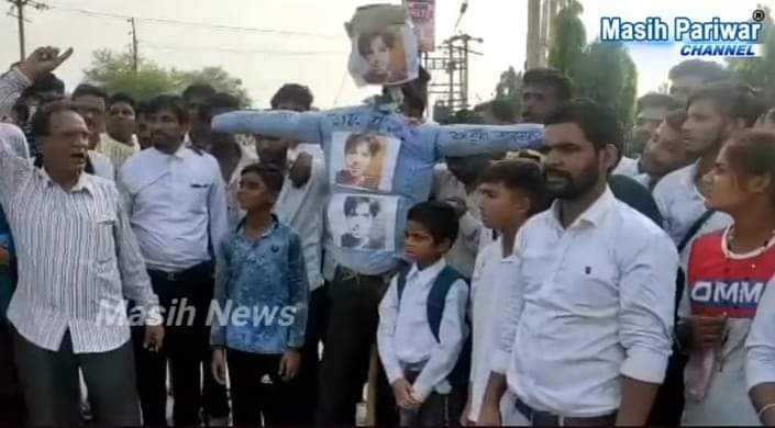 AskAnshul's tweet photo. One month of police complaint against me:

1. NCPCR acted on my complaint about Missionary using minor boy

2. Minor boy &amp; his family gave statements against me &amp; supported pastor

3. Protest, effigy burning

4. Police complaint against me.

Still fighting, thank you for support. https://t.co/JWuaffJdPV