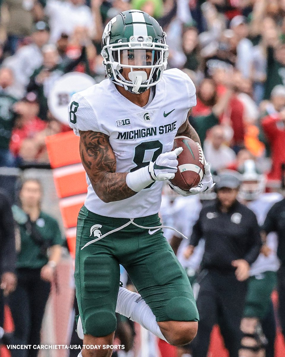 ESPNCFB's tweet photo. These numbers from Jalen Nailor are just from the first half 😳

◾️ 4 Rec
◾️ 208 Yds
◾️ 3 TD https://t.co/wjMRcoud8T