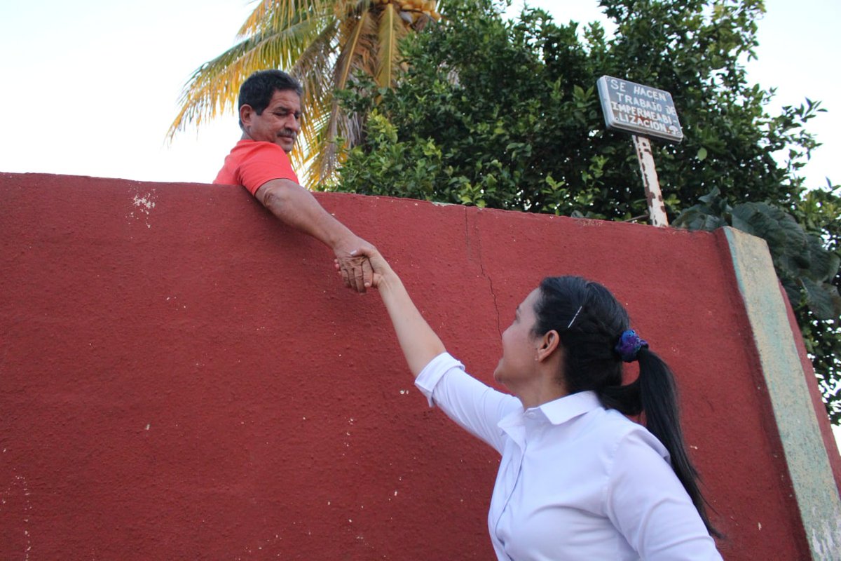 criseliave's tweet photo. ¡Vamos con fe y con alegría!
Nuestra gente de los próceres quiere #cambio, y unidos lo vamos a lograr.🇻🇪

Este #21Nov vamos a elegir con conciencia, porque es nuestro debe elegir líder por sus frutos y valores y no por sus colores.

Angostura del Orinoco, vamos a trabajar por ti. https://t.co/2U9Hzno6wi