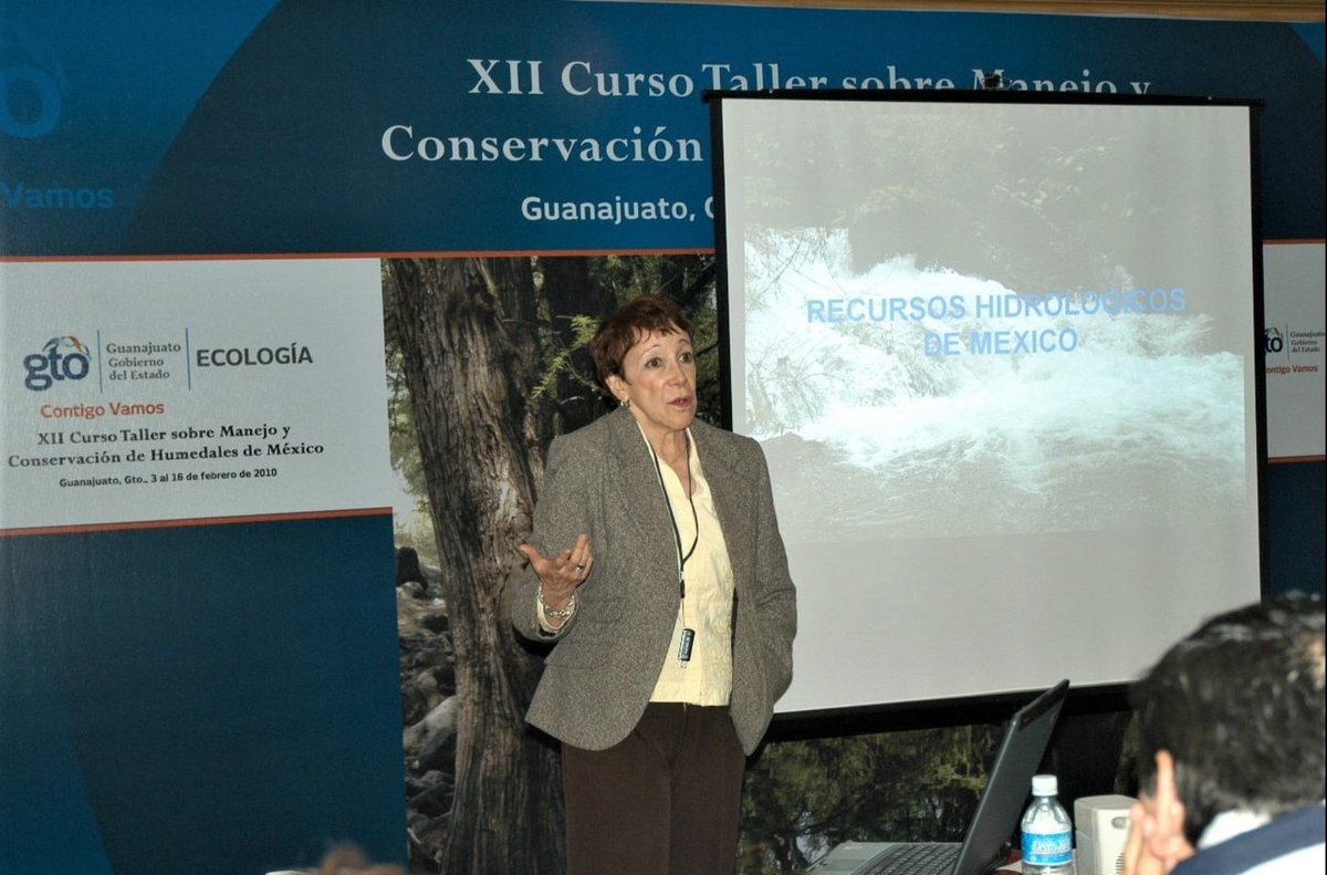 Nos unimos a la pena que embarga al medio científico dedicado a  ecosistemas acuáticos por el fallecimiento de la Dra. Guadalupe de la Lanza, pilar de los estudios holísticos de caudal ecológico e impulsora de la asignación del agua para el ambiente en México. Descanse en paz. 🇲🇽