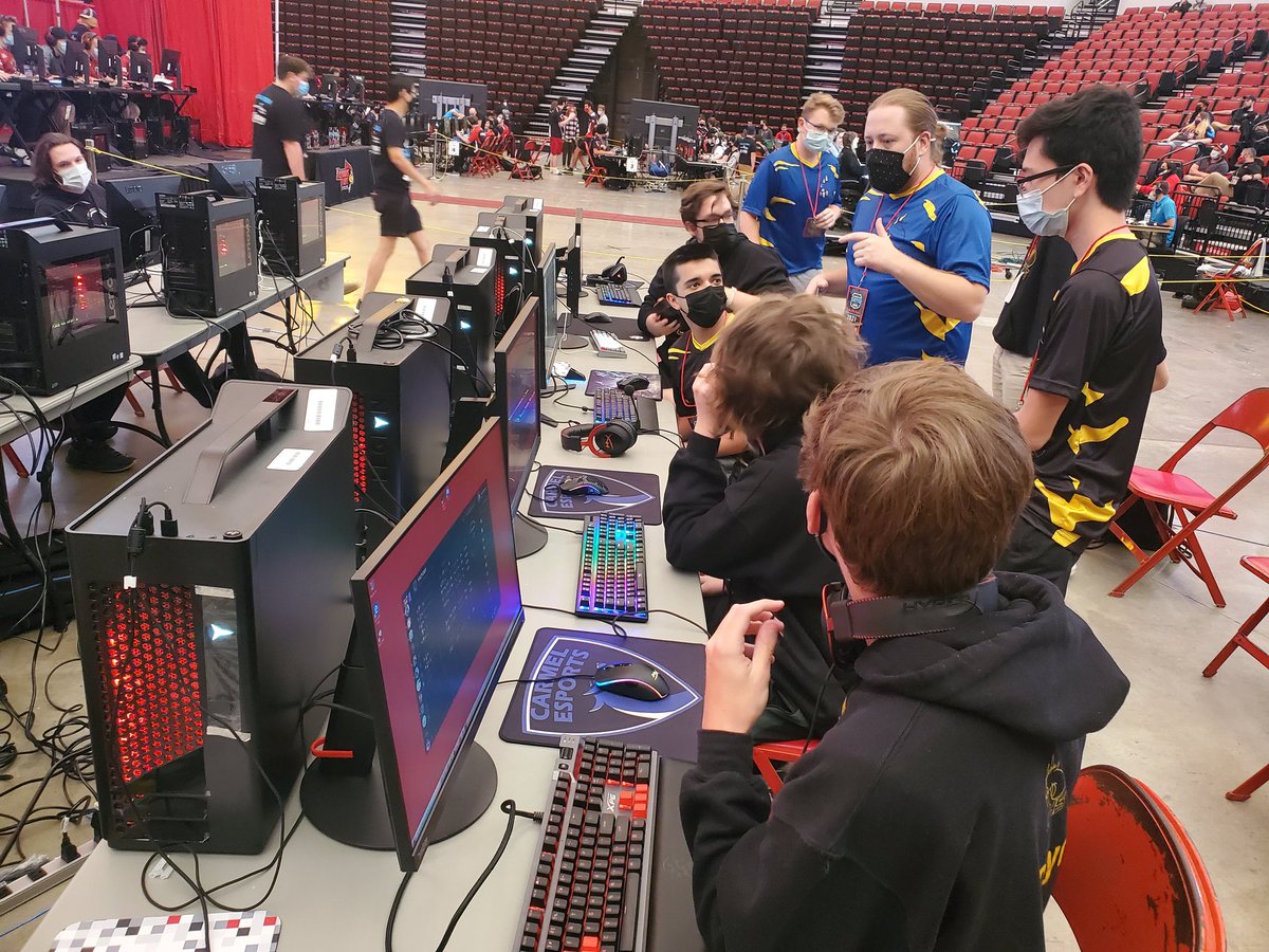 CarmelEsports's tweet photo. We're now 1-0 in our second Bo3! Only one game away from an undefeated first day! #CHSWIN https://t.co/AOAKzFJezP